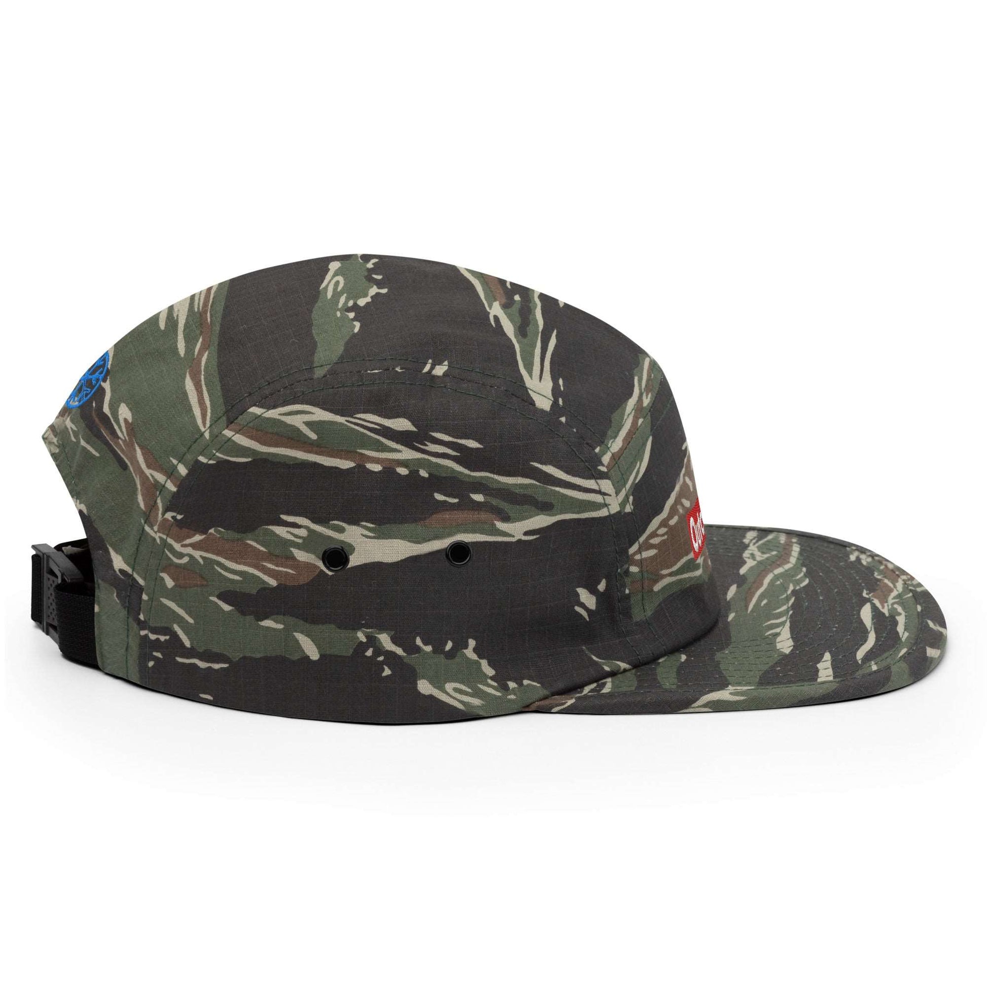 hat-outcast-box-5-panel-snapback-by-b.different-clothing-graffiti-inspired-independent-streetwear-brand