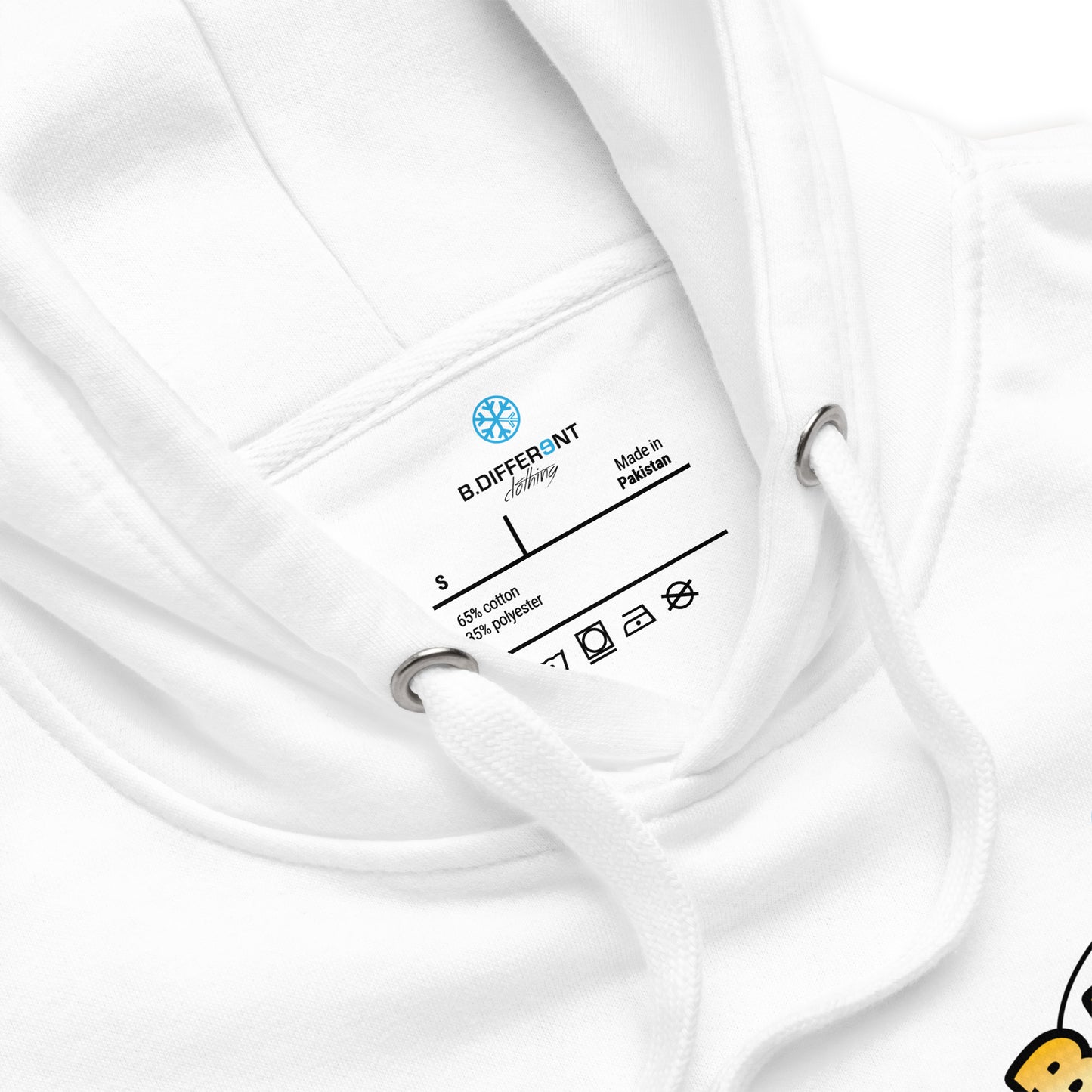 white-graffiti-artist-vinyl-figure-hoodie-detail-by-b.different-clothing-graffiti-inspired-independent-streetwear-brand